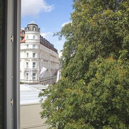M8 Loft Hofbraeuhaus München